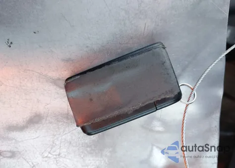 2005 Toyota Prius from USA, damaged, VIN JTDKB20UX57006078